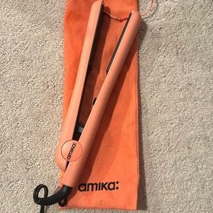 Amika Coral/Peach Flatiron